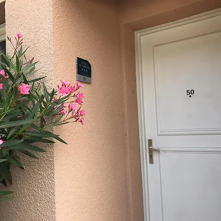 Casa de Férias Fior 50 *