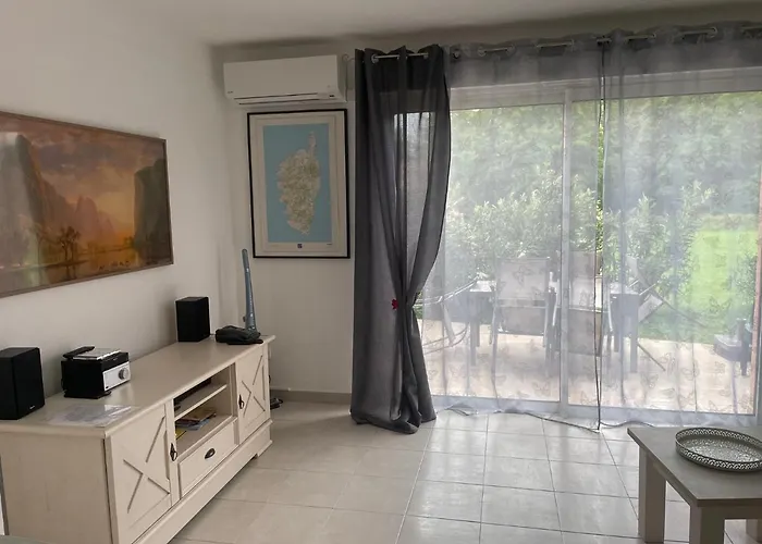 Vakantiehuis Fior 50 Santa-Maria-Poggio (Corsica)